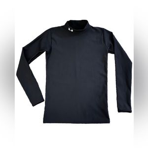 UnderArmour - youth XL long sleeve cold gear base layer